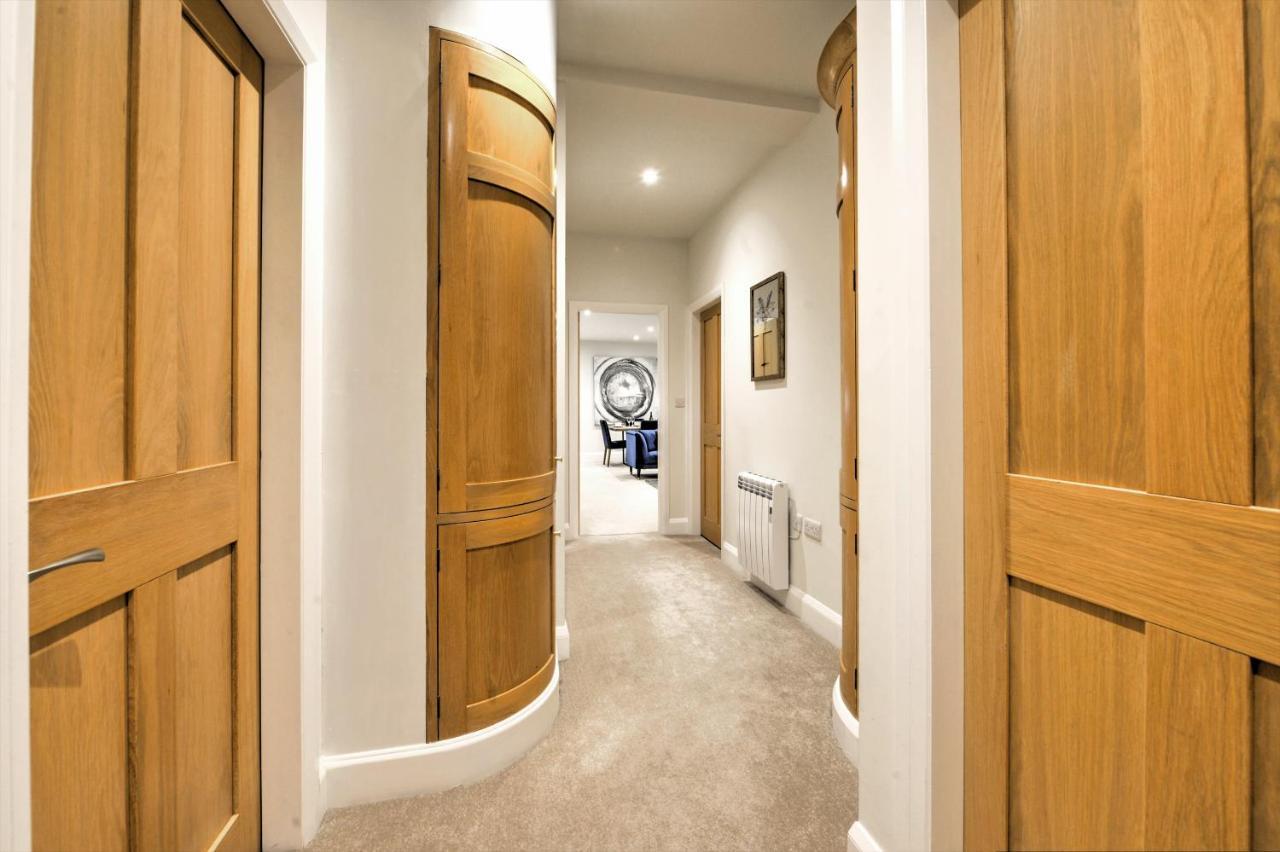 The Penthouse - Allocated Parking With City Views Ripon Exterior foto
